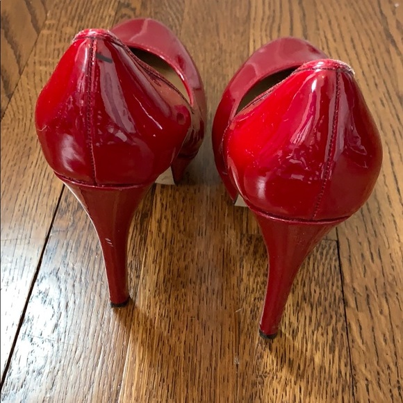 Red heels - Picture 5 of 5